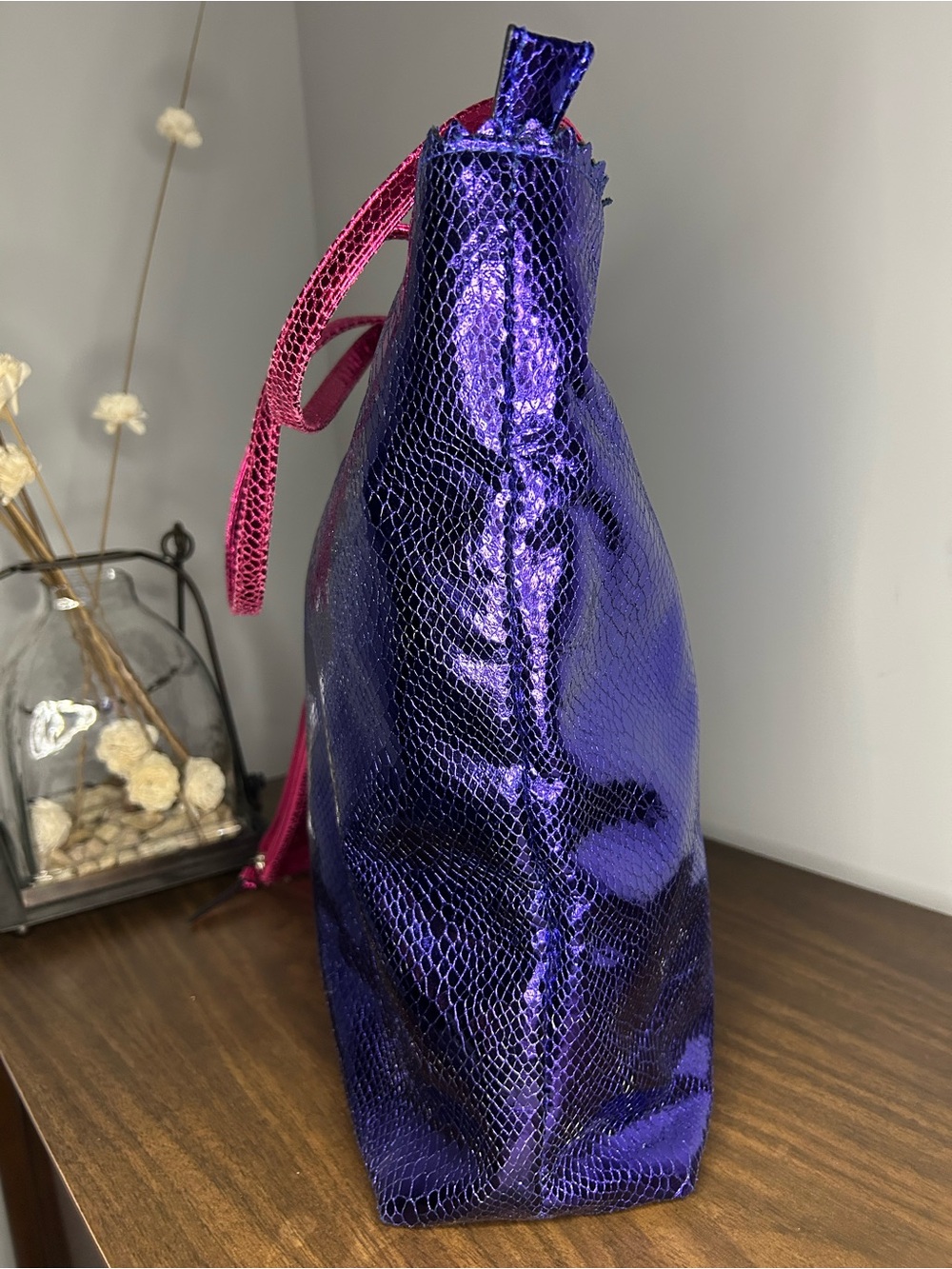 Carlos Falchi Metallic Purple Snakeskin Tote & Pink Pouch - Picture 7 of 16